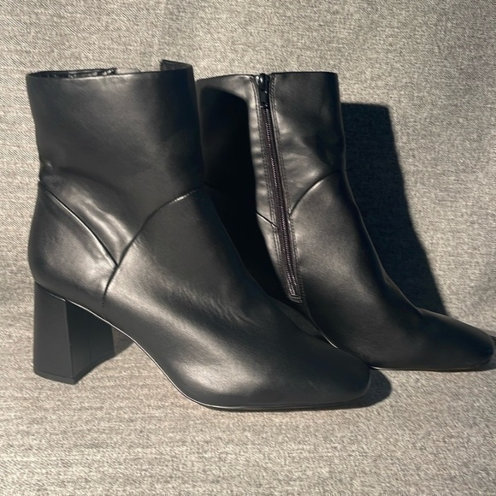 Nordstrom Rack Faux Leather Block Heel Naja Boot. NEW